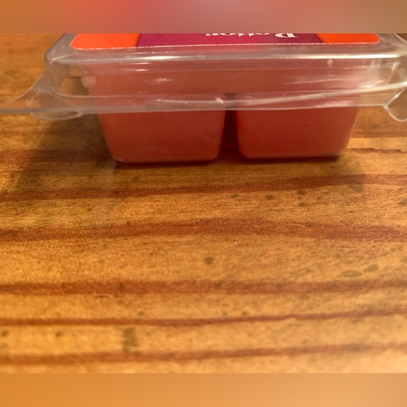 Rose Scented Wax Cubes - Picture 7 of 10